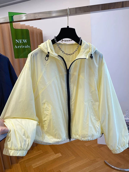 High-grade long-sleeved hooded sun protection clothing for women in summer 2025 new loose and fashionable lightweight jacket tops