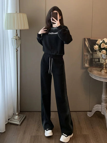 Casual sports suit for women, spring and autumn fashion Maillard wear for small people, slim sweatshirt and pants two-piece set, western style