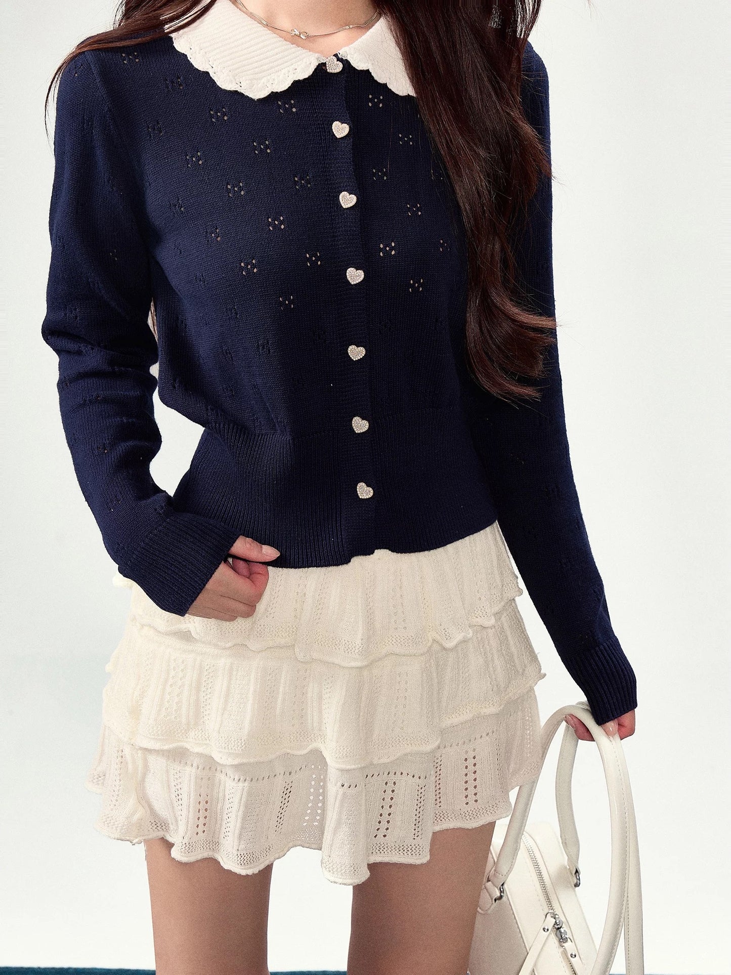 Sweet and adorable color-blocked Peter Pan collar openwork knit sweater for women, autumn style, sweet and youthful top.