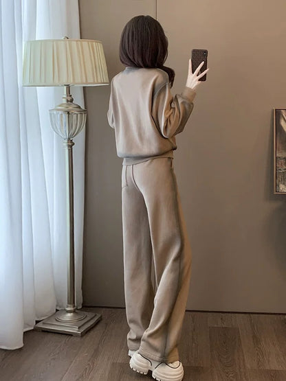Casual sports suit for women, spring and autumn fashion Maillard wear for small people, slim sweatshirt and pants two-piece set, western style