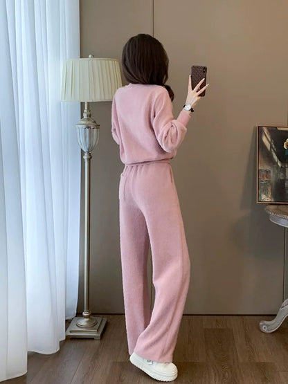 Pink high-end sports casual suit for women in autumn and winter fashion slimming Internet celebrity street sweatshirt wide-leg pants two-piece set