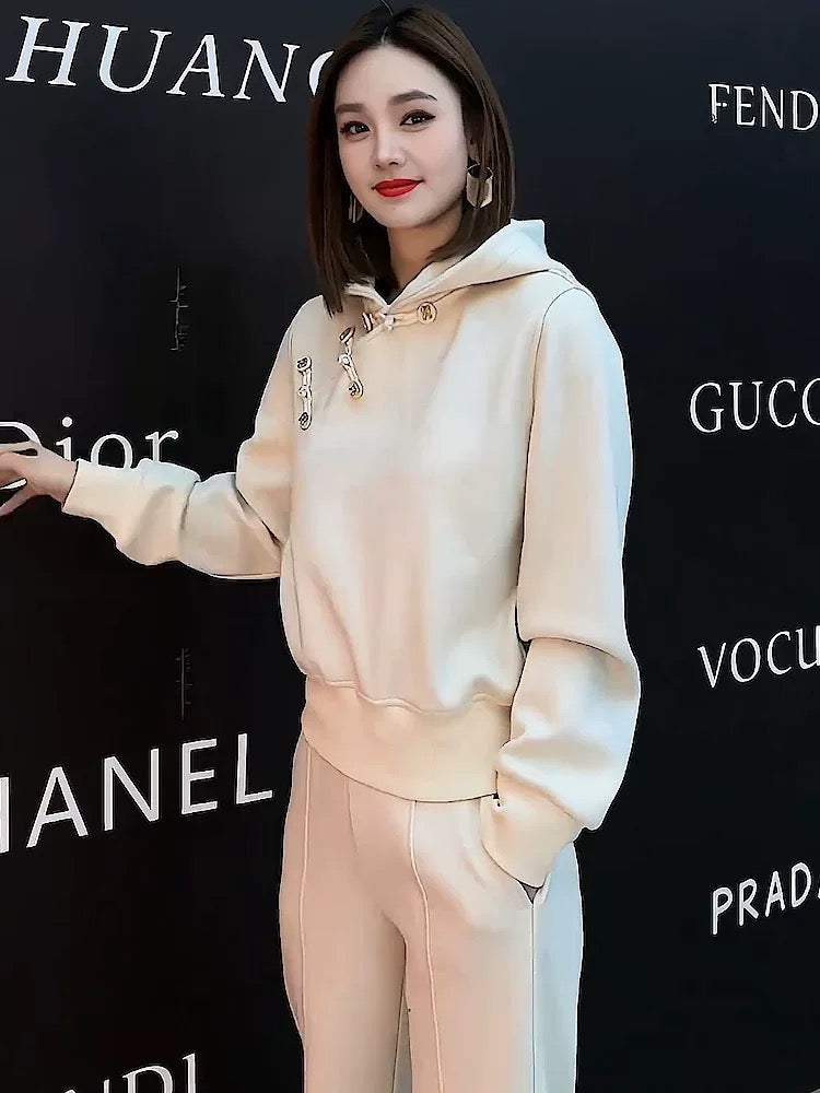 This year's popular national style disc buckle casual sports suit women's autumn 2024 fashion loose sweatshirt high-end two-piece set