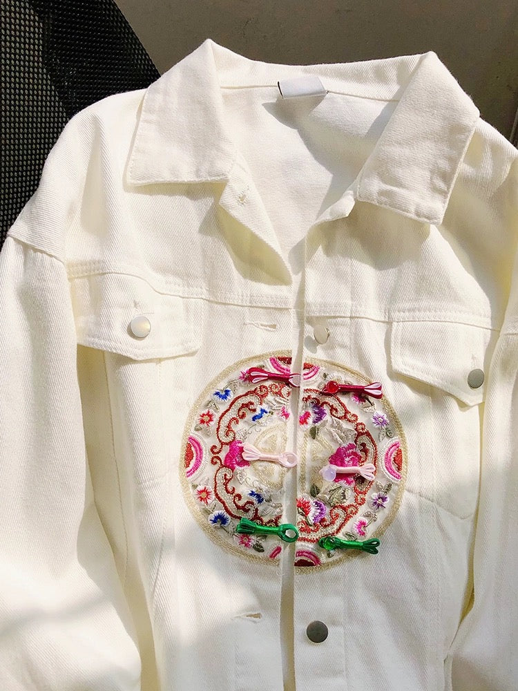 Tang suit Chinese style women's high-end embroidered white denim jacket spring loose long-sleeved button-up top