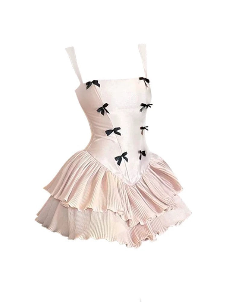 HELA fat mm pure desire style bow suspender dress female spring and summer 2024 large size thousand gold feeling waist stitching skirt