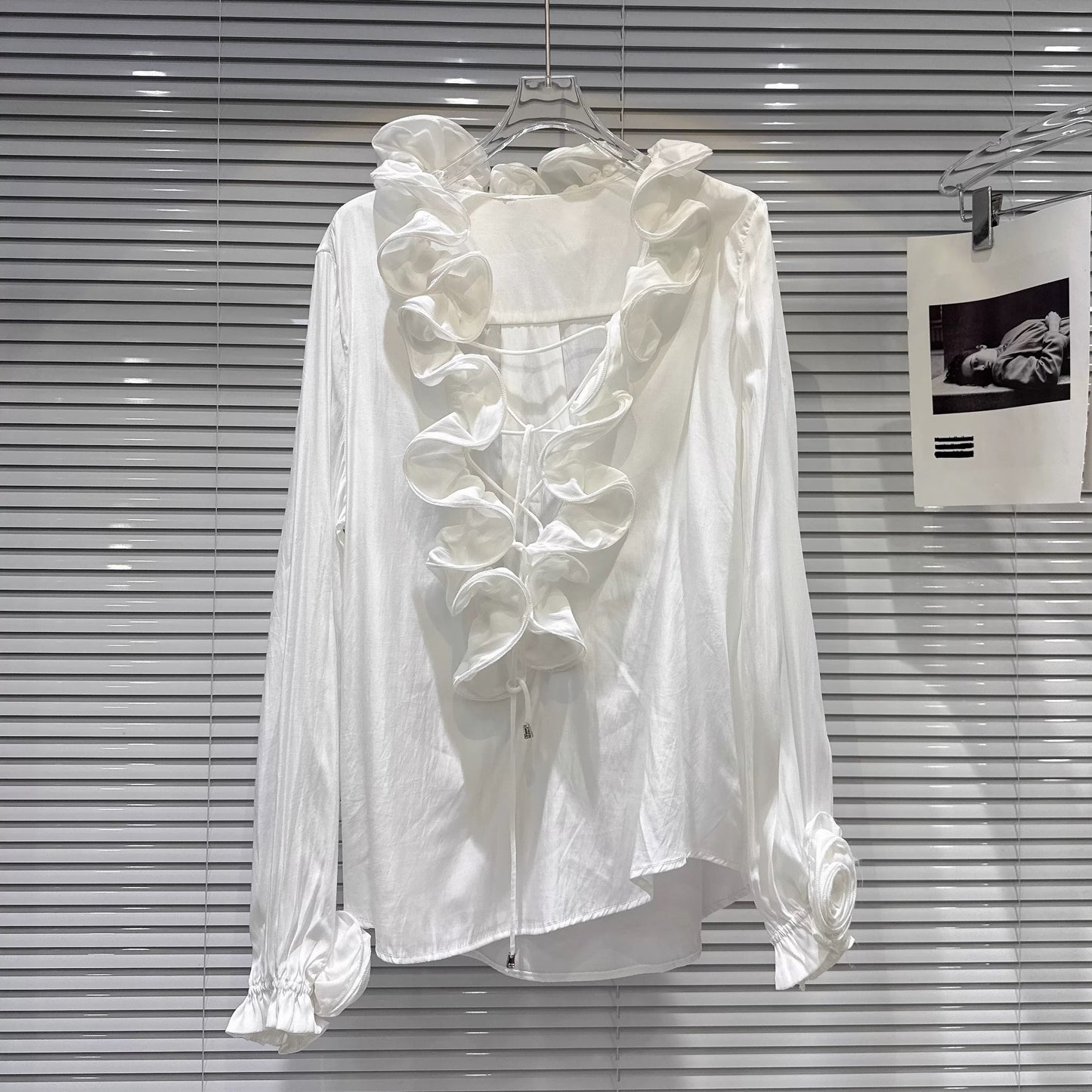 Popular online style, 2026 Spring New French Elegant V-neck Ruffled Floral Collar Drawstring Chiffon Blouse for Women