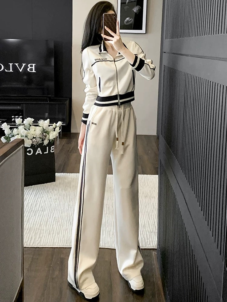 High-end European casual sports suit for women in autumn and winter, fashionable velvet cardigan, sweatshirt, small jacket, straight pants two-piece set