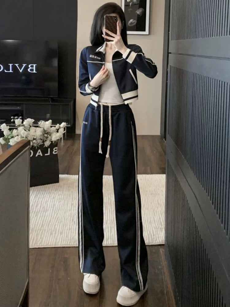 High-end European casual sports suit for women in autumn and winter, fashionable velvet cardigan, sweatshirt, small jacket, straight pants two-piece set