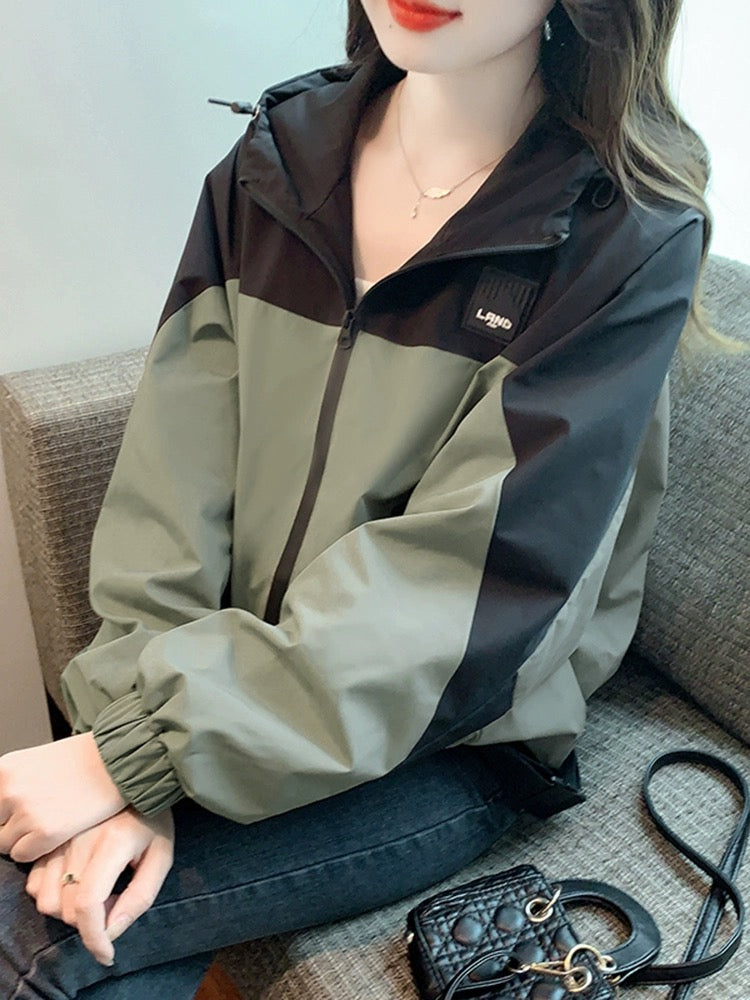 Fashionable contrasting color splicing jacket jacket for women spring 2024 new spring and autumn loose temperament short jacket top