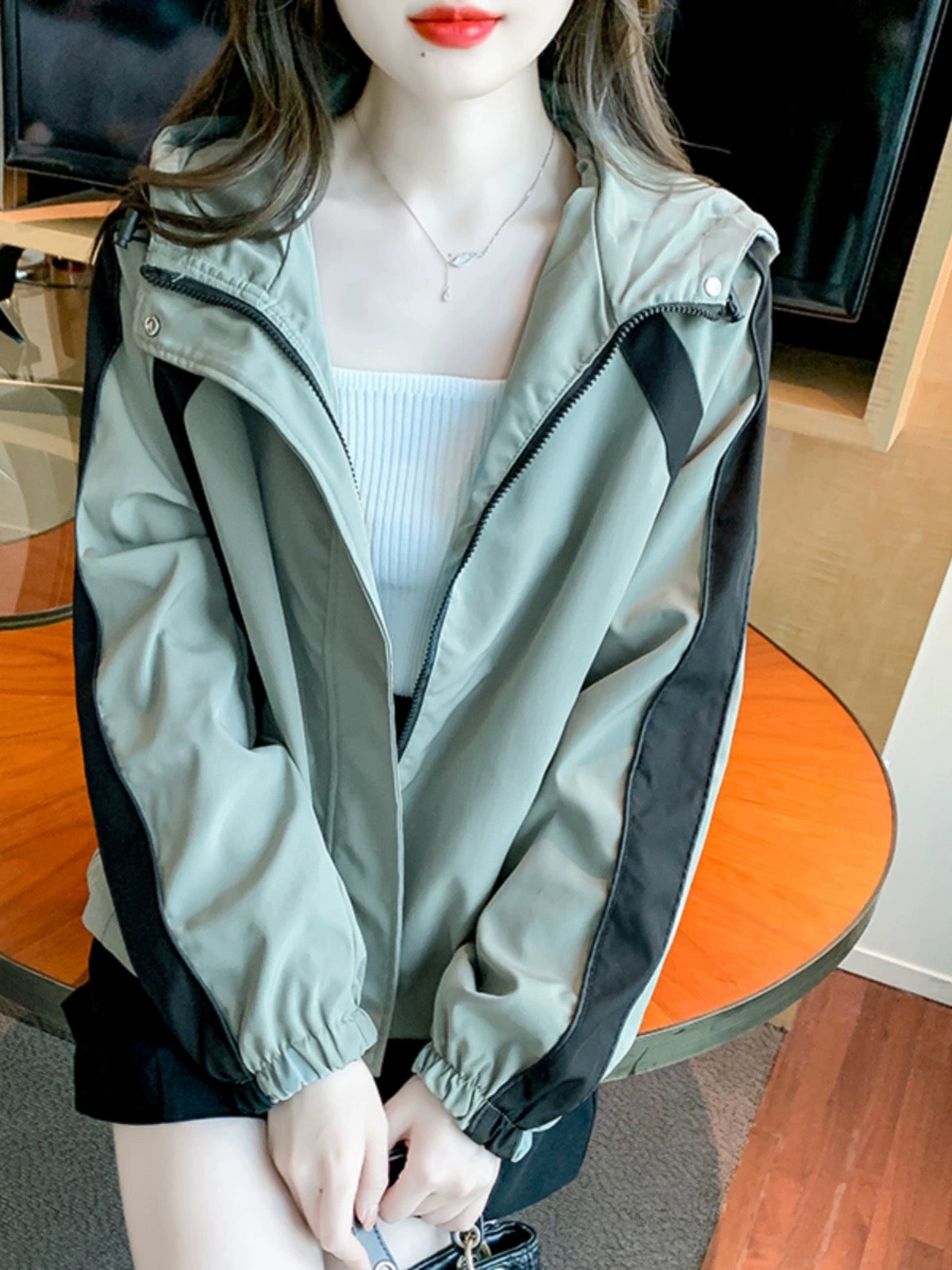 This year's popular jackets and jackets for women spring and autumn 2023 new popular autumn women's fashionable casual jacket tops
