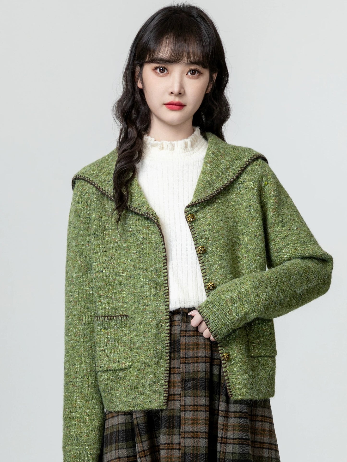 Retro Green Lapel Sweater Jacket Women Spring Autumn 2025 Autumn New Navy Collar Soft Waxy Knitted Cardigan Top