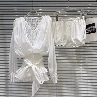 Popular online style, 2025 winter new French style lace-trimmed ribbon shirt + leggings shorts set for women.