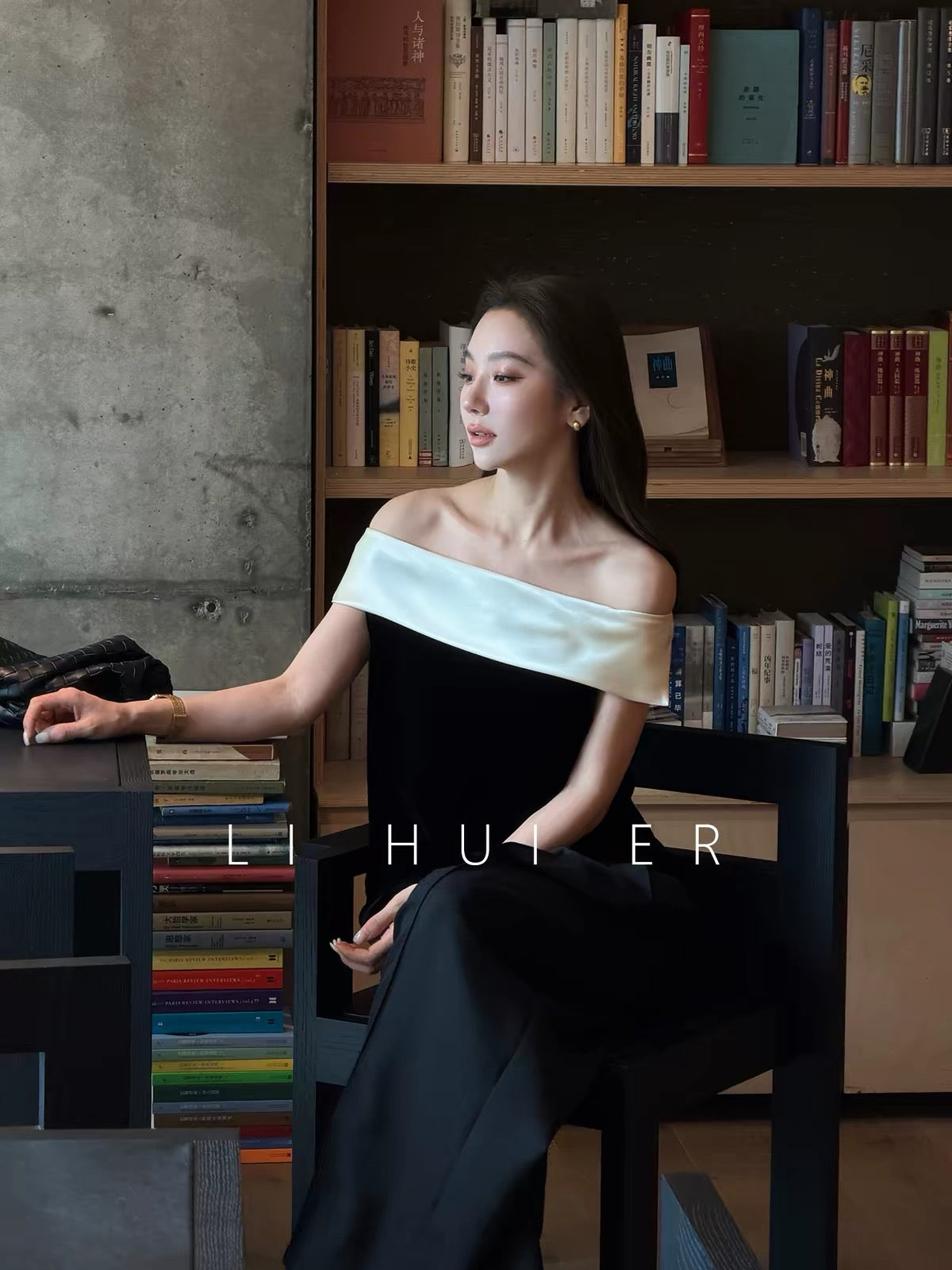 Li Hui'er [Sisyphus Hall] Summer Dark-Style Paneled Silk-Velvet Slim-Fit H-Line Tank Top