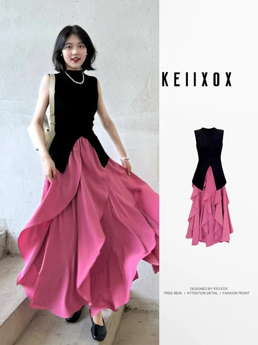 Summer wear with a complete set of light salt-colored sleeveless tops and pink ruffled irregular skirts. Two-piece suit