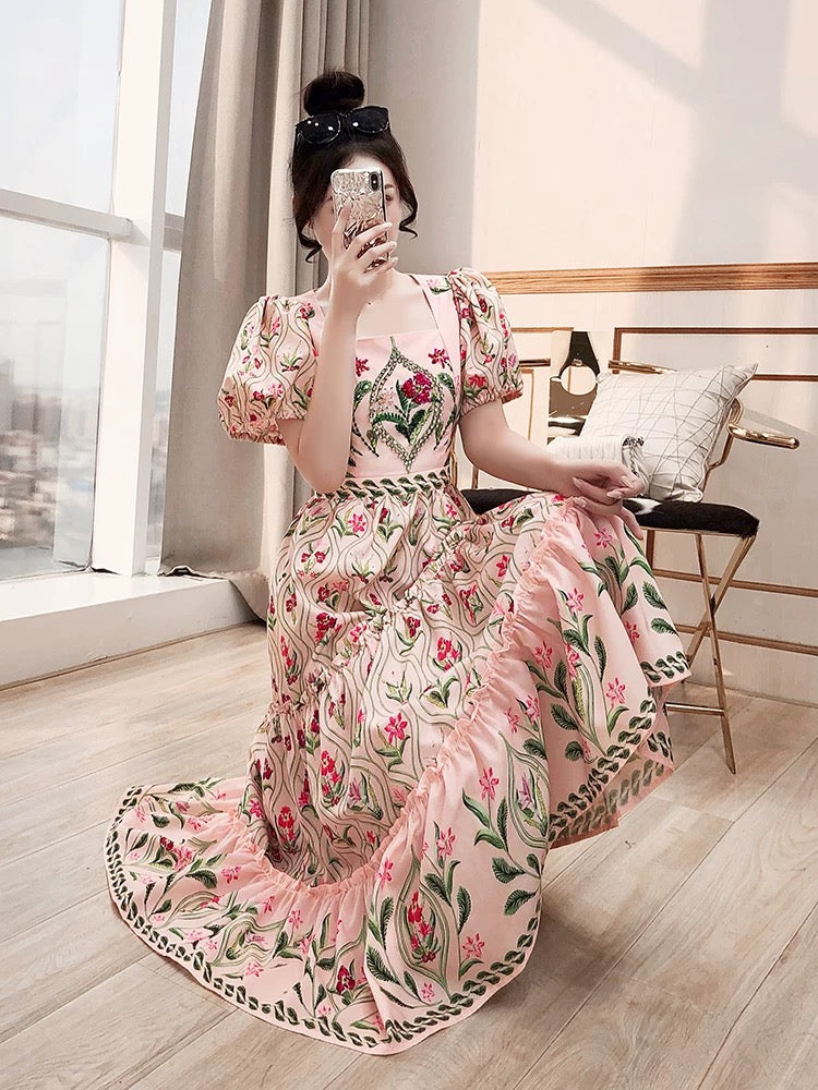 Heavy industry skirt with diamonds 2024 new women's summer mid-length pink floral square collar small fresh dress