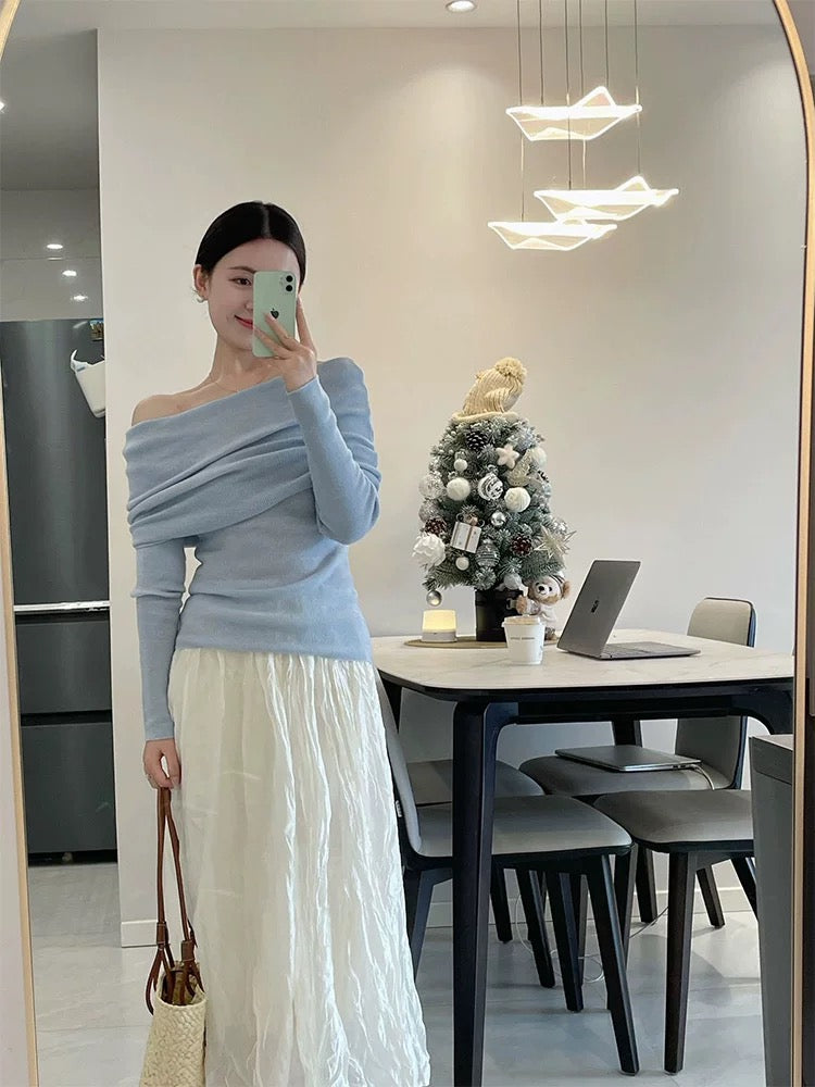 Spring outfit: a set of petite, gentle, fashionable, age-reducing one-shoulder knitted tops and skirts, two-piece suits