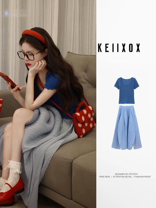 Summer outfit with a complete set of light-mature salt-line lace striped short-sleeved tops and irregular high-waisted skirts.