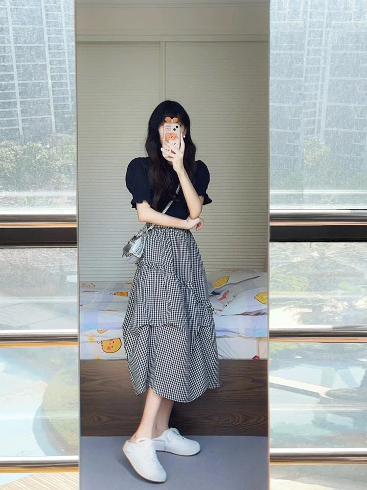 Summer outfit with a complete set of fashionable petite loose dress for women with cold style and salty outfit suit skirt