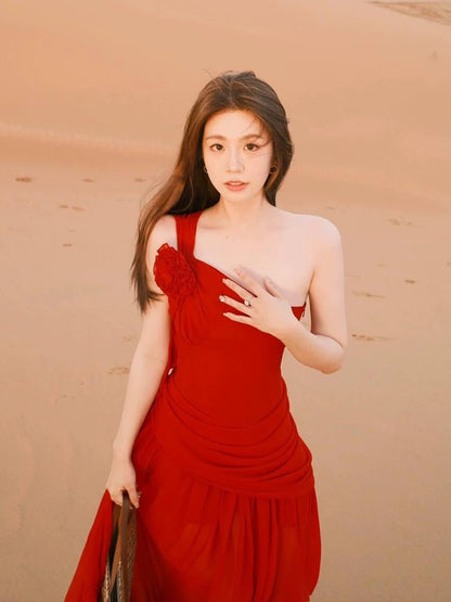 French red rose sleeveless strappy dress for women in summer, high-end waist-length dress with sexy tail