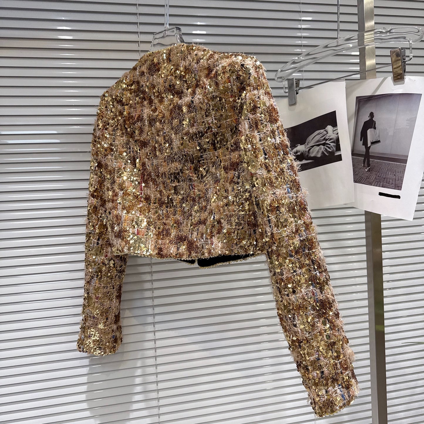 Popular online style, 2026 Spring New Arrival, Light Luxury Elegant Gold Sequin Tweed Short Jacket + Shorts Set for Women
