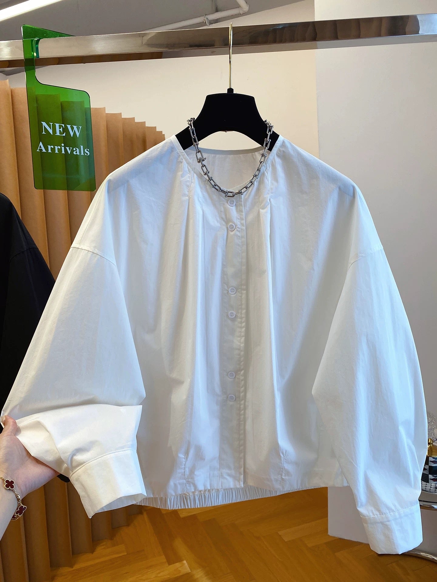 High-grade white shirt women's 2025 new autumn French loose casual round neck versatile long-sleeved cotton top