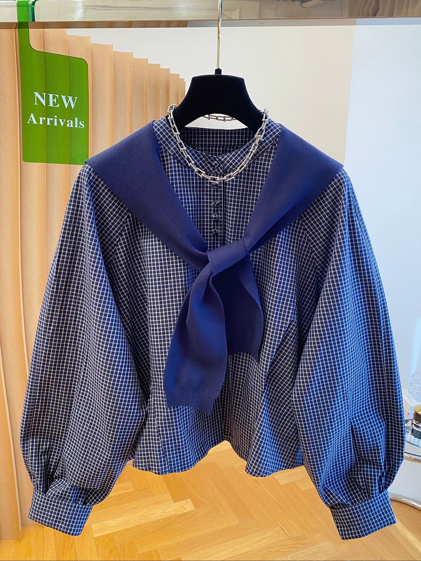 Korean plaid shirt shawl two-piece tops for women autumn 2025 new loose casual round neck super good-looking shirt