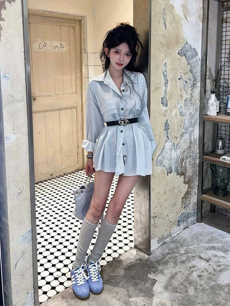 Loose Korean striped long-sleeved shirt dress for women in early autumn, small outfit, design, waisted A-line short skirt