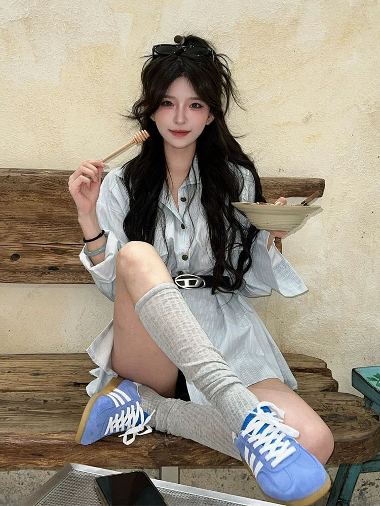 Loose Korean striped long-sleeved shirt dress for women in early autumn, small outfit, design, waisted A-line short skirt