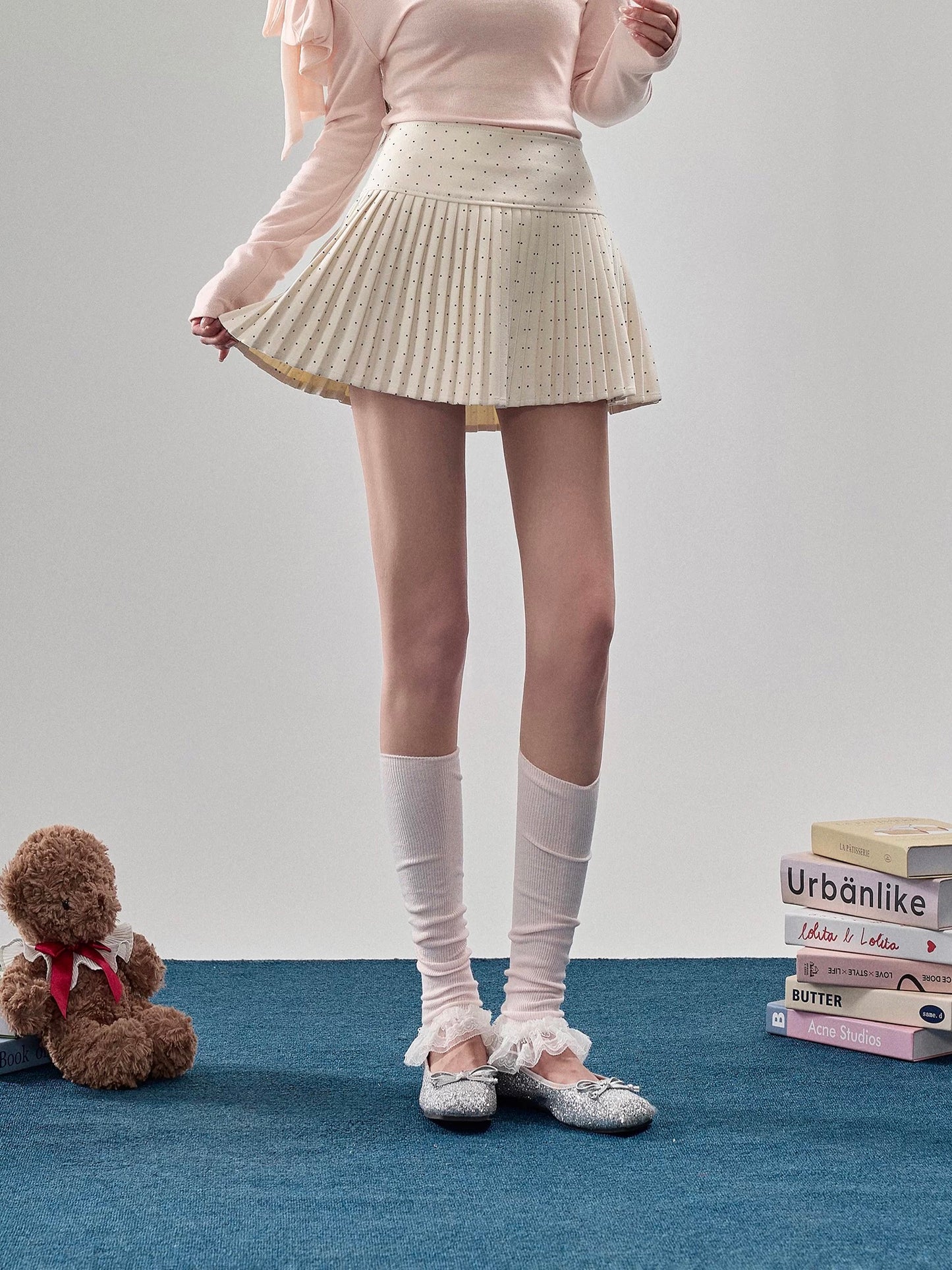 Sweet and Plump Polka Dot Pleated Skirt for Women, Autumn/Winter, Slim Fit, Sweet A-line Mini Skirt
