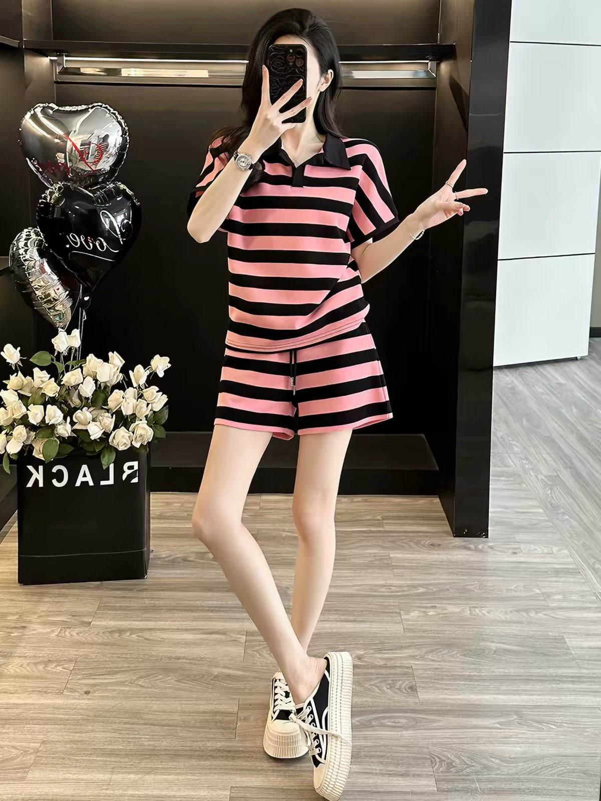 Women's Summer 2026 Polo-Collar Striped Short-Sleeve Sports Set – Stylish, Youthful, Loose-Fit, Slimming Two-Piece Set with Shorts