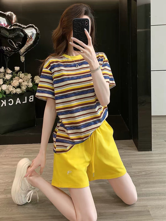 Stylish and trendy striped short-sleeve two-piece set for women (Summer 2026)—casual, sporty, and slimming; features a loose, youthful fit.