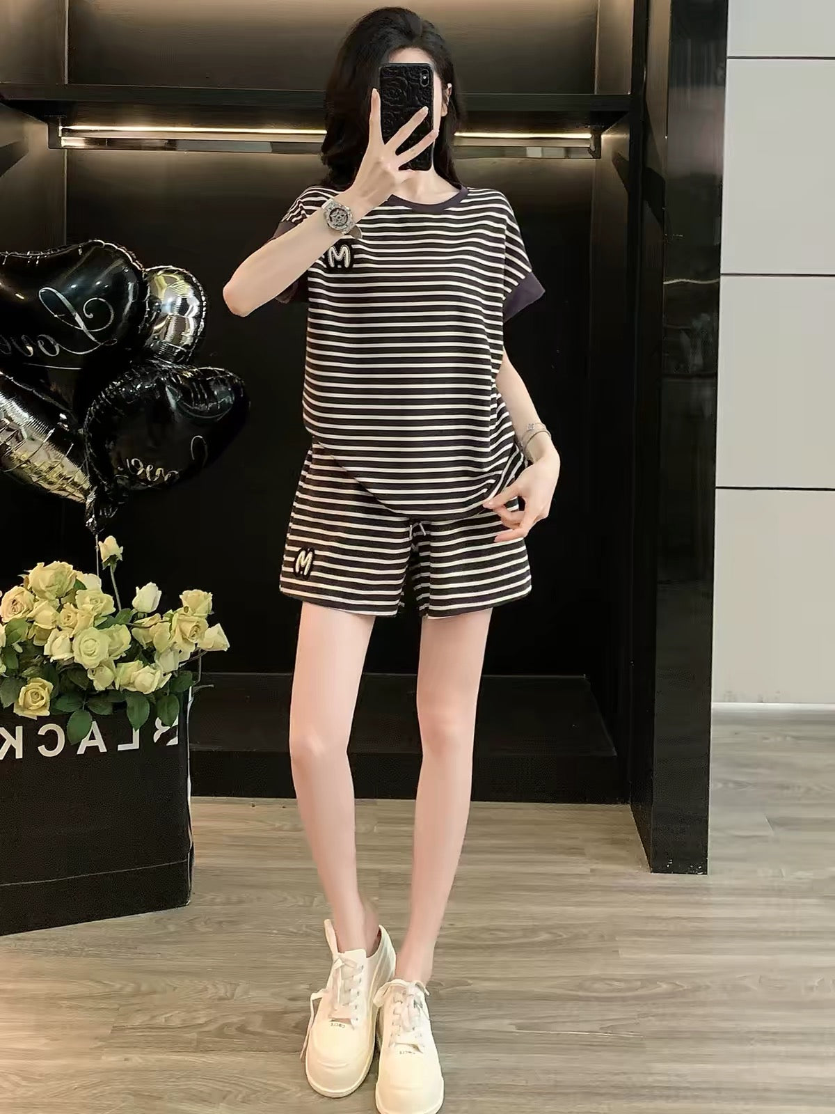 Women's Summer 2026 Stylish & Youthful Sporty Two-Piece Set: Striped Short-Sleeve Top & Shorts – Loose, Casual, and Ideal for Running