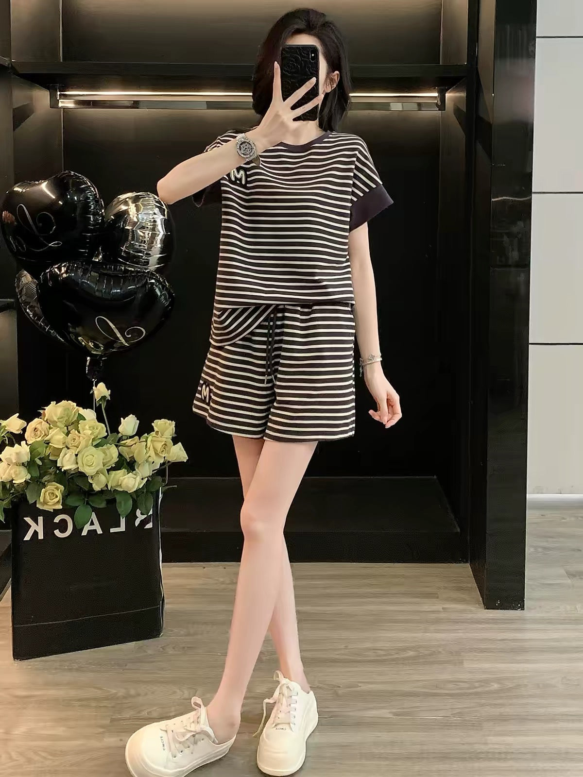 Women's Summer 2026 Stylish & Youthful Sporty Two-Piece Set: Striped Short-Sleeve Top & Shorts – Loose, Casual, and Ideal for Running