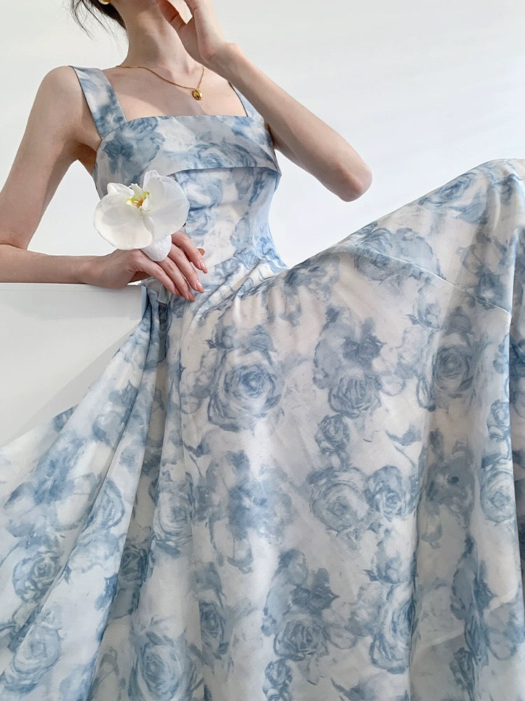 Signer Blue Mist Rose French Print Dress Women's 2024 Goddess Summer Square Neck Tea Break Beautiful Big Swing Skirt