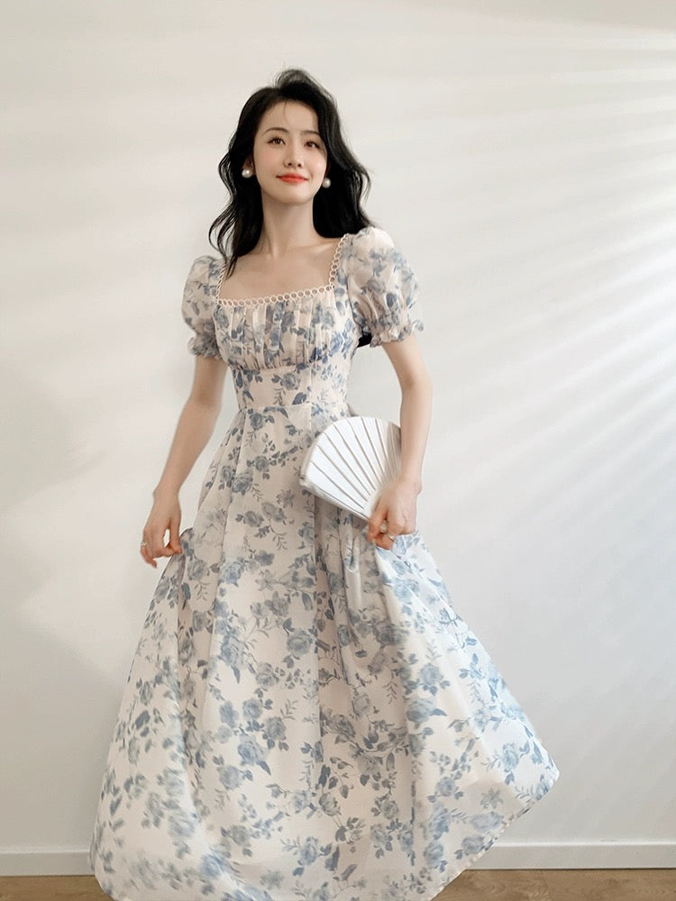 2024 Spring and Summer New French Square Neck Puff Sleeve Lace Dress Niche Design Temperament Floral Long Skirt