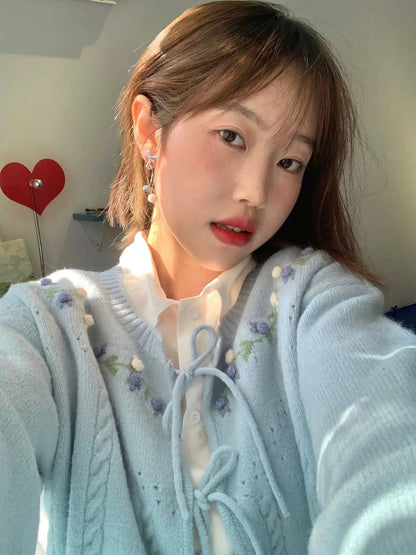 Hook flower milk sweet baby blue sweater coat female cardigan Japanese retro autumn and winter knitted gentle style top