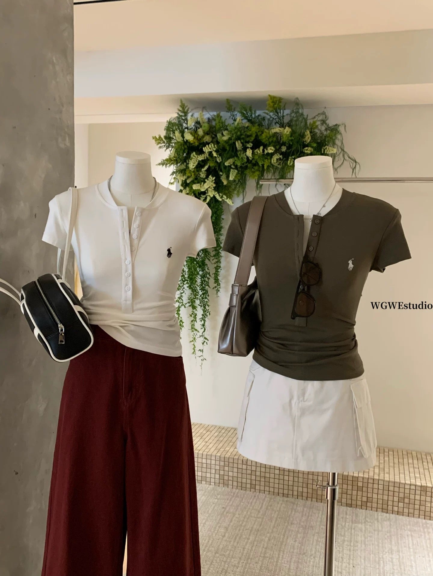 【WGWE】2025 Summer New Women's Design Button-up Small Hot Girl Embroidered Short-sleeved T-shirt Top