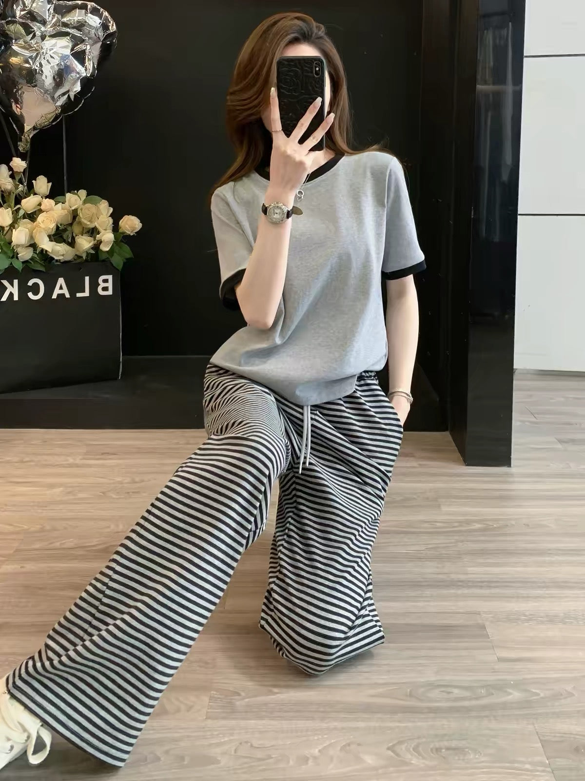 Women's Summer 2026 Casual Two-Piece Set: Slimming Striped Short-Sleeve Top & Wide-Leg Trousers – Stylish, Trendy, Youthful Sporty Look