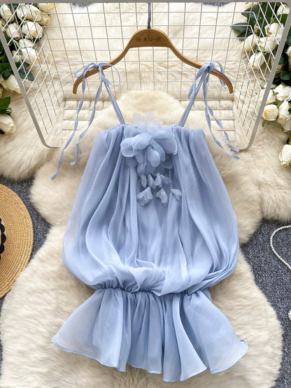 Fairy-like top, summer 2025, atmospheric three-dimensional floral camisole with a fitted waist and ruffled hem, chiffon vacation vest.