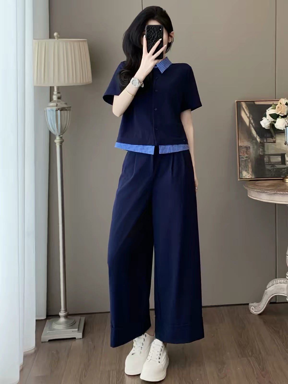 Korean-style trendy sporty two-piece set for women (Summer 2026): chic, slimming, collared short-sleeve top and wide-leg trousers—casual and stylish.