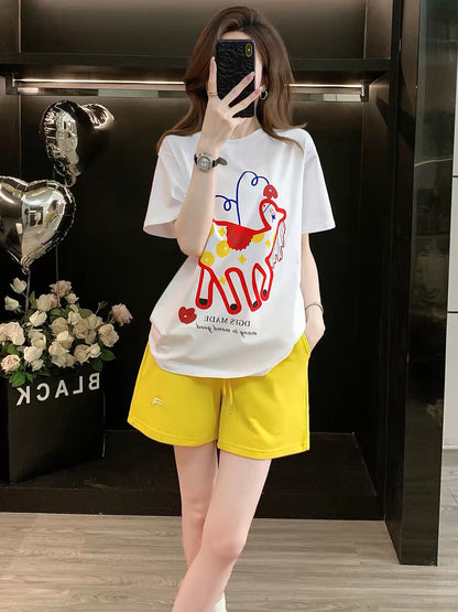 Women's Summer Casual Sporty Two-Piece Set – Cute Print, Short-Sleeved Top & Shorts; Loose, Trendy Fit That Flatters the Figure and Offers a Youthful, Slimming Look.