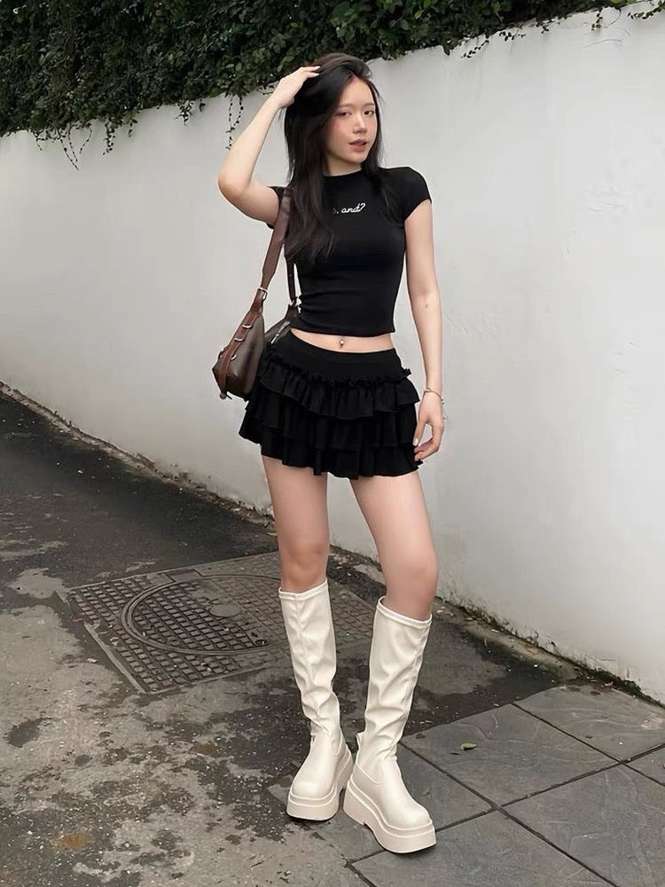 #Sisjuly# Black Swan sweet, cool, sexy and versatile T-shirt, high-waisted flesh-covering layered skirt, two-piece set for women