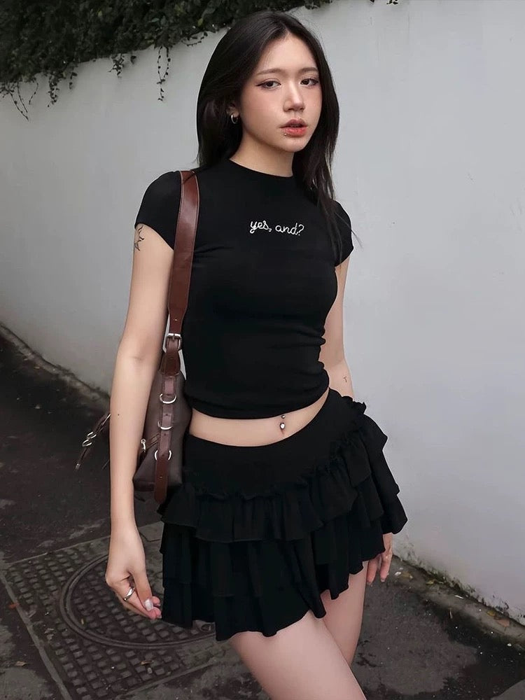 #Sisjuly# Black Swan sweet, cool, sexy and versatile T-shirt, high-waisted flesh-covering layered skirt, two-piece set for women