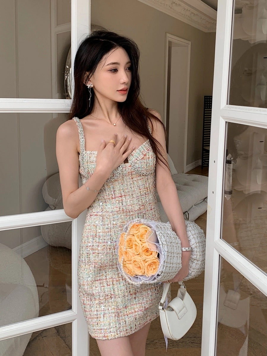 High-end luxury handmade diamond-cut rich daughter's small fragrant dress 2024 new women's waist sexy suspender skirt