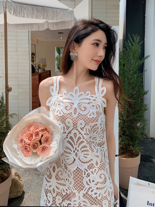 Water-soluble lace A-line white suspender dress for women summer 2024 new style Wang Xiaofei and Ma Xiaomei same style blue