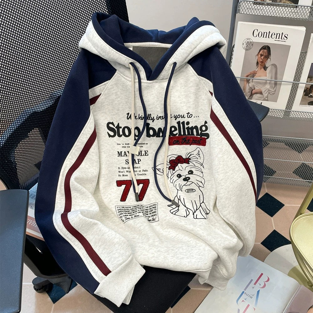 This year's trendy new retro puppy hoodie sweatshirt for men and women, fleece-lined and super stylish color-blocked casual top.