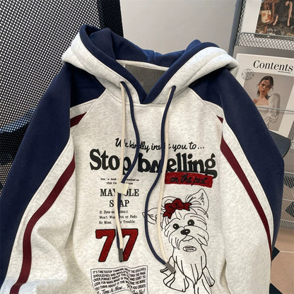 This year's trendy new retro puppy hoodie sweatshirt for men and women, fleece-lined and super stylish color-blocked casual top.