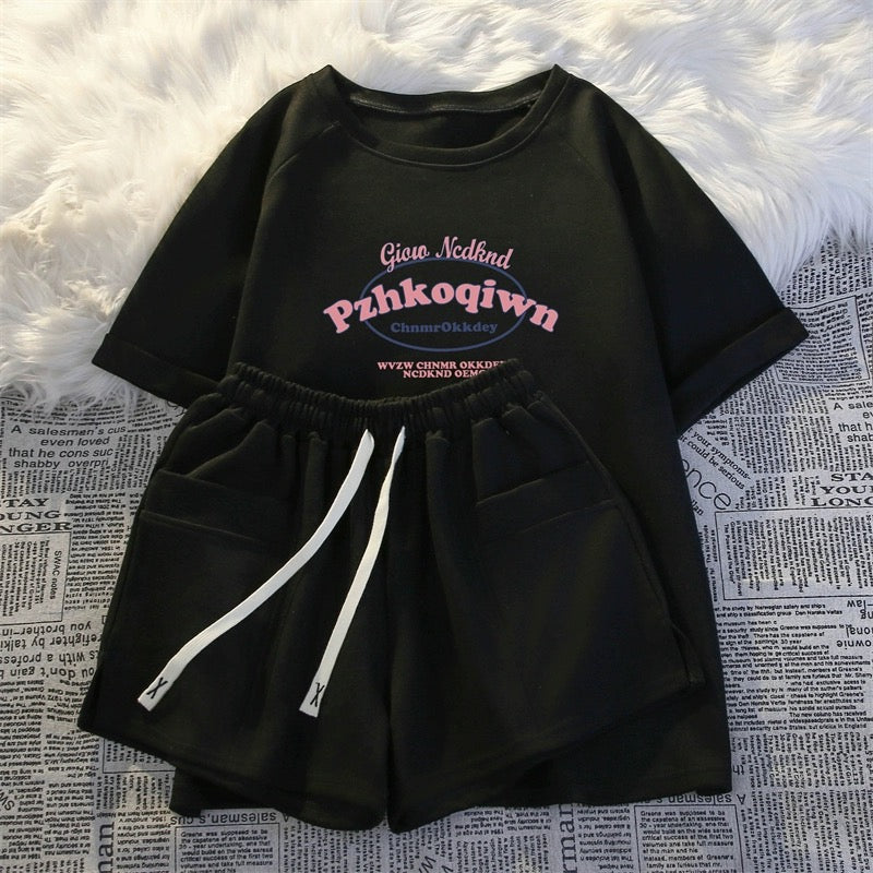 Short-sleeved shorts casual two-piece suit for small women summer new style internet celebrity student fashion running sports loose