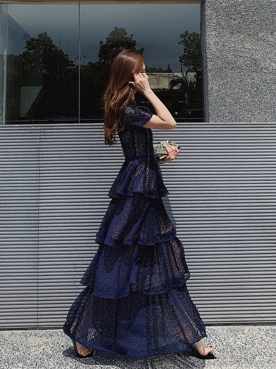 Cake long skirt for women 2024 new temperament British style exquisite lace navy blue short-sleeved dress evening dress