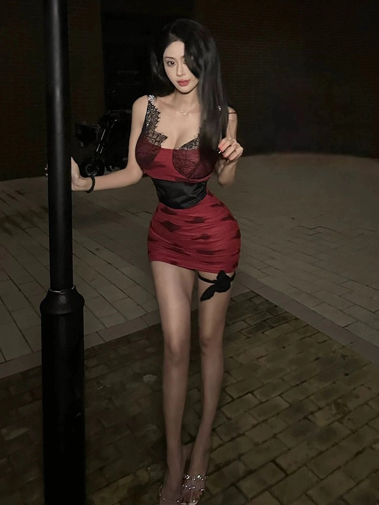New Year 2024 Spring and Summer Sexy Lace Spliced Suspender Dress Printed Contrast Color Waist Slim Fit Hip Skirt