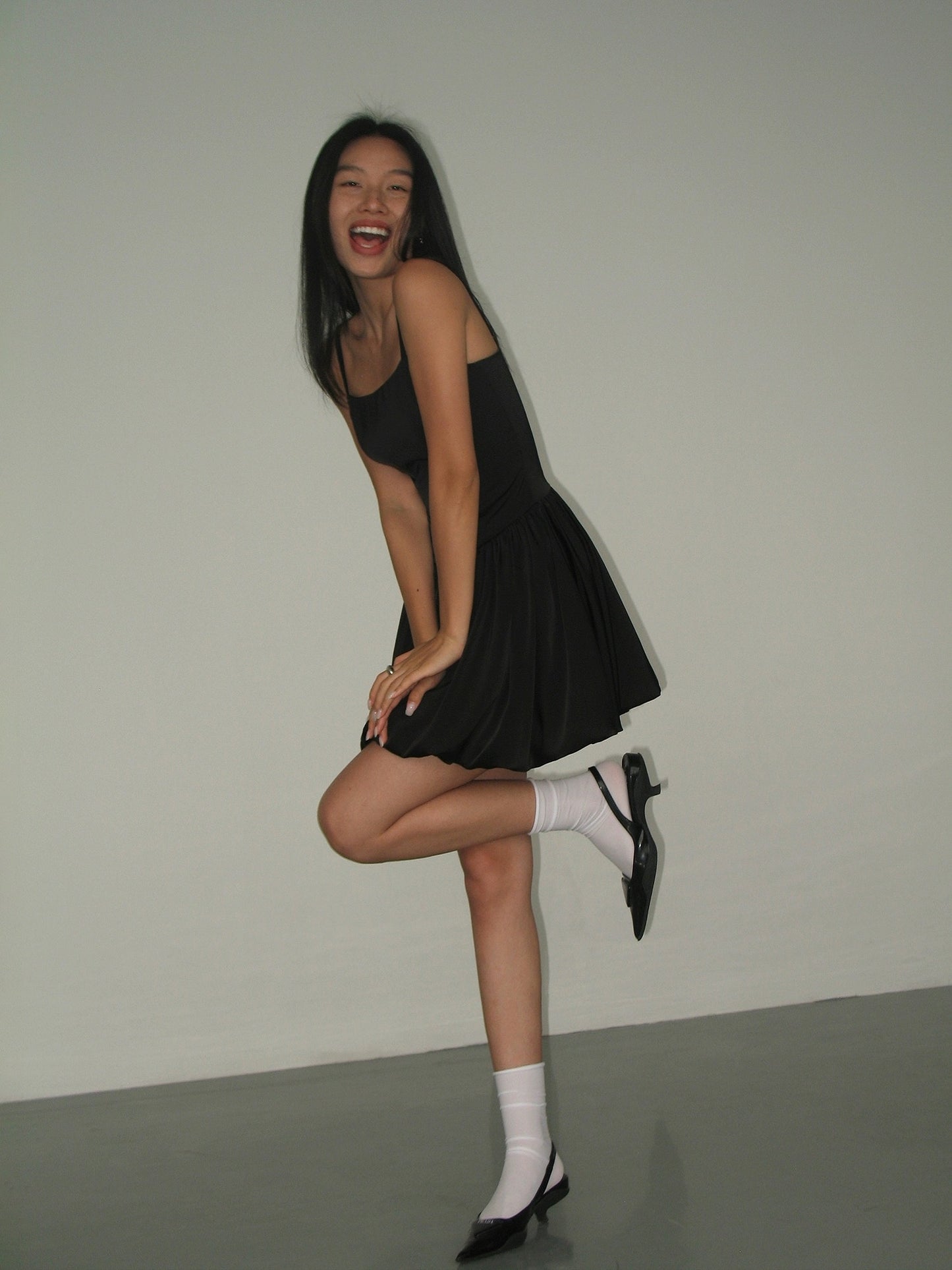 NEVA HU black suspender dress for women summer new temperament little black dress high-end vest dress short skirt